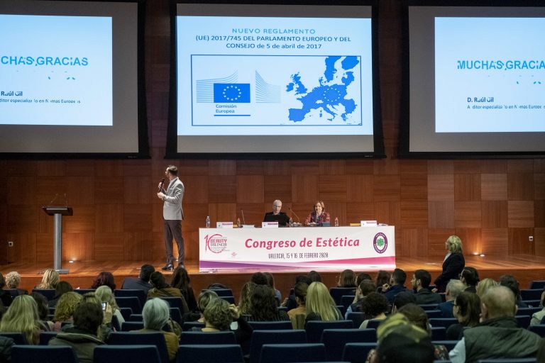 Lee más sobre el artículo PROGRAMA DE CONFERENCIAS SOBRE DIGITALIZACIÓN, SUPERVIVENCIA DE LA PEQUEÑA EMPRESA Y PREMIOS AEVA 2022 EN BEAUTY VALENCIA